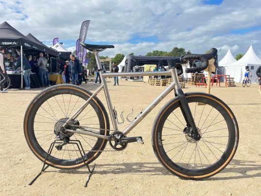 Velo en titane hot sale